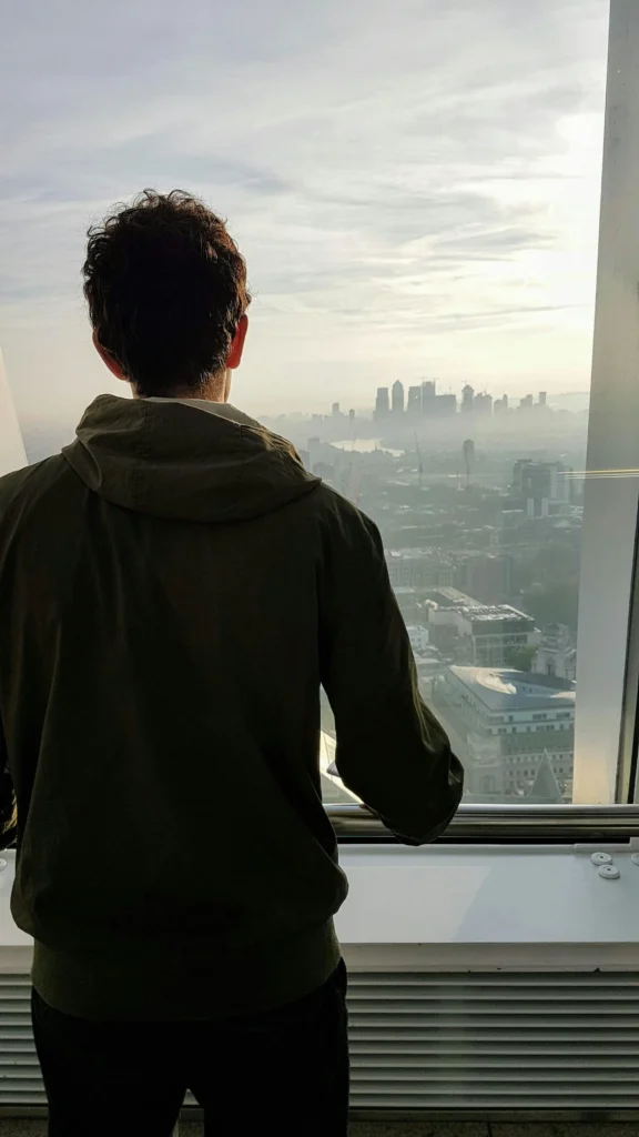 Where to stay in London for a first time traveller? Where to stay in London for a first time traveller